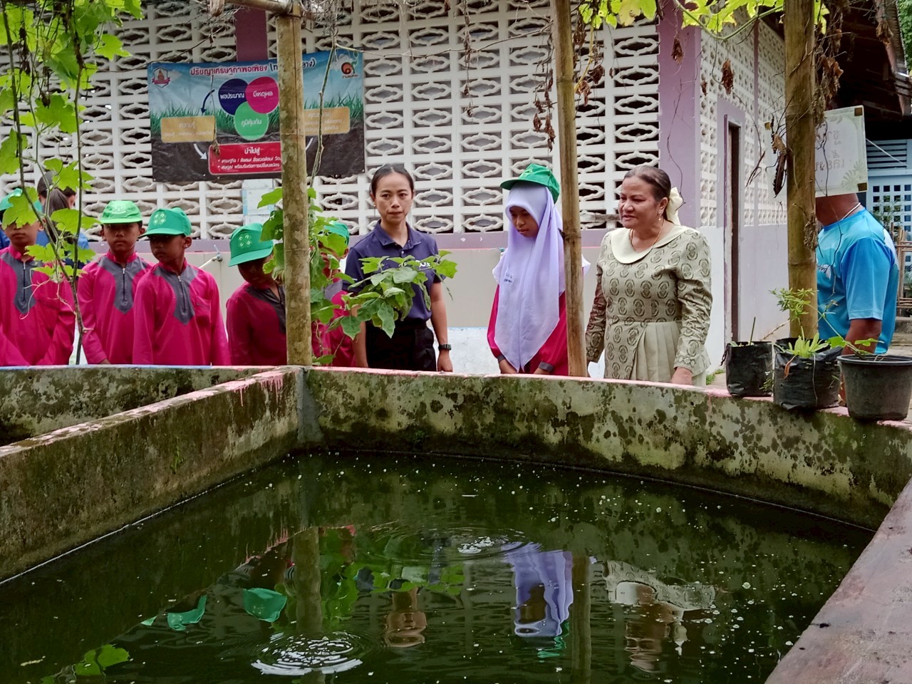 อบรมหลักเศรษฐกิจพอเพียงในสถานศึกษา